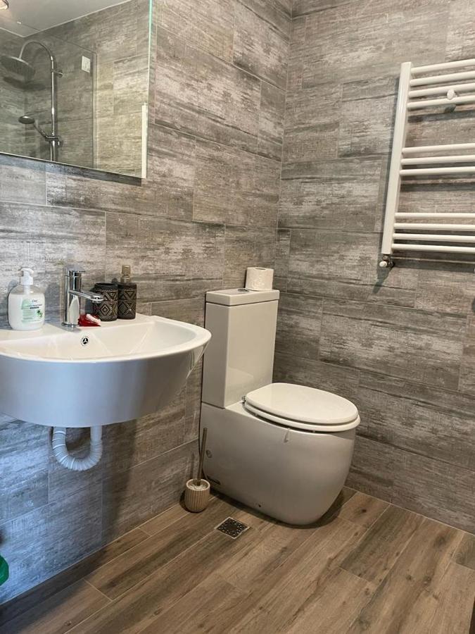 Londof Luxury Apartments - With A Panoramic View Over The City ブラショフ エクステリア 写真
